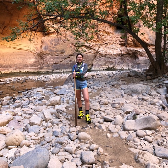 Meet your Posher, Britani - Picture 4 of 8